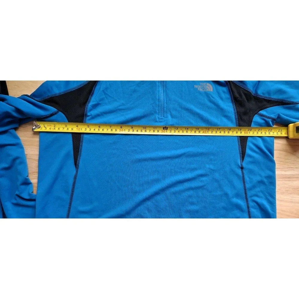 The North Face Flight Series Blue Mens Lg Long Sleeve 1/4 Zip  Pullover
